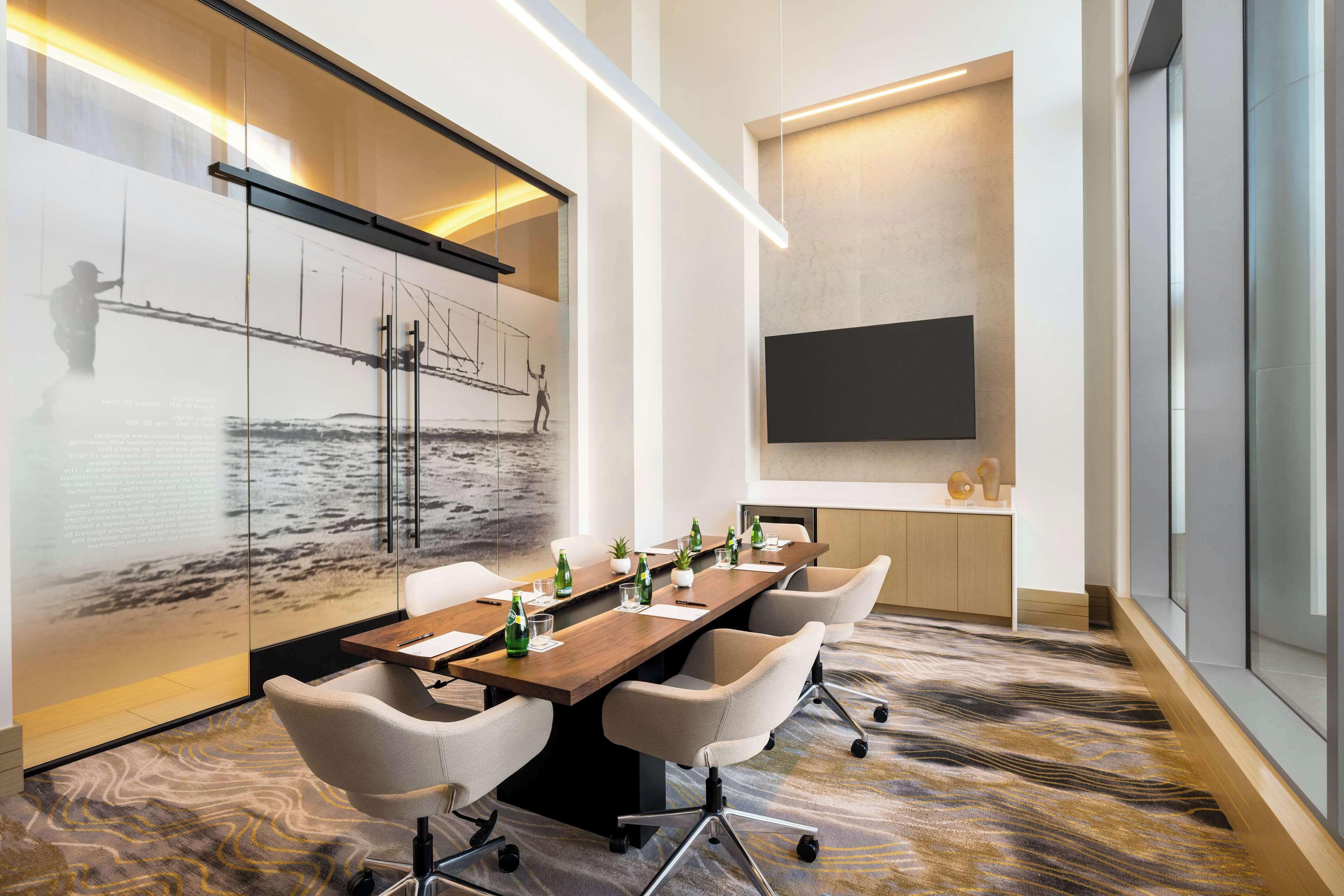 Hilton Bna Airport Terminal Nashville