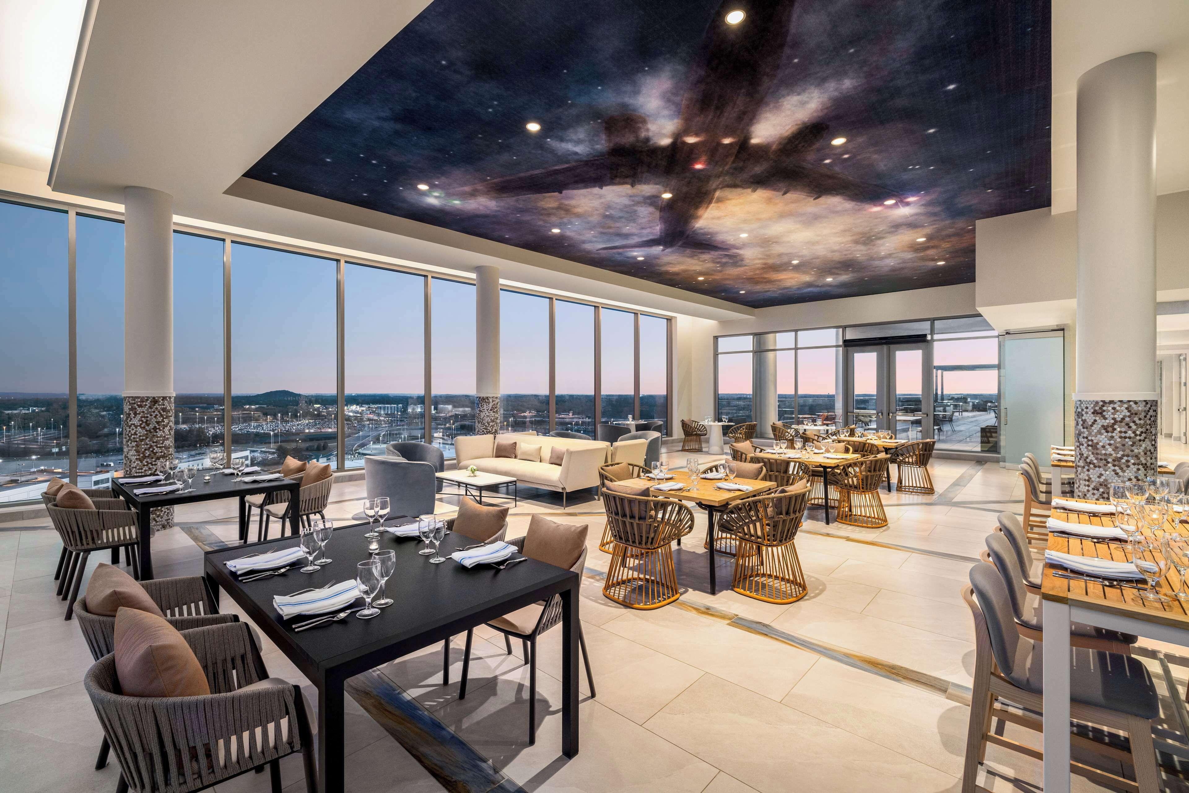 Hilton Bna Airport Terminal Hotel 4*