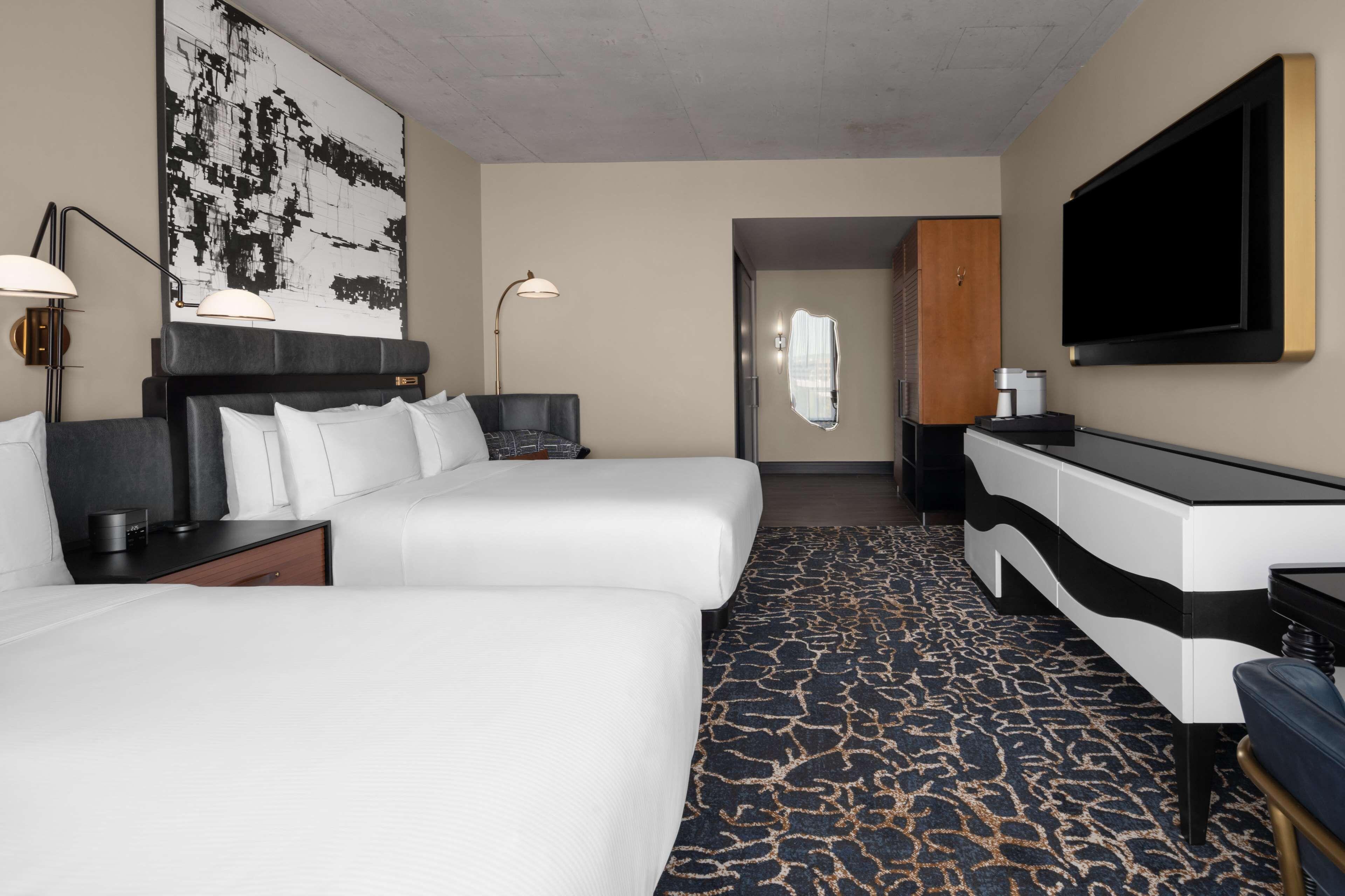 Fraye Nashville, Curio Collection By Hilton 4* Nashville