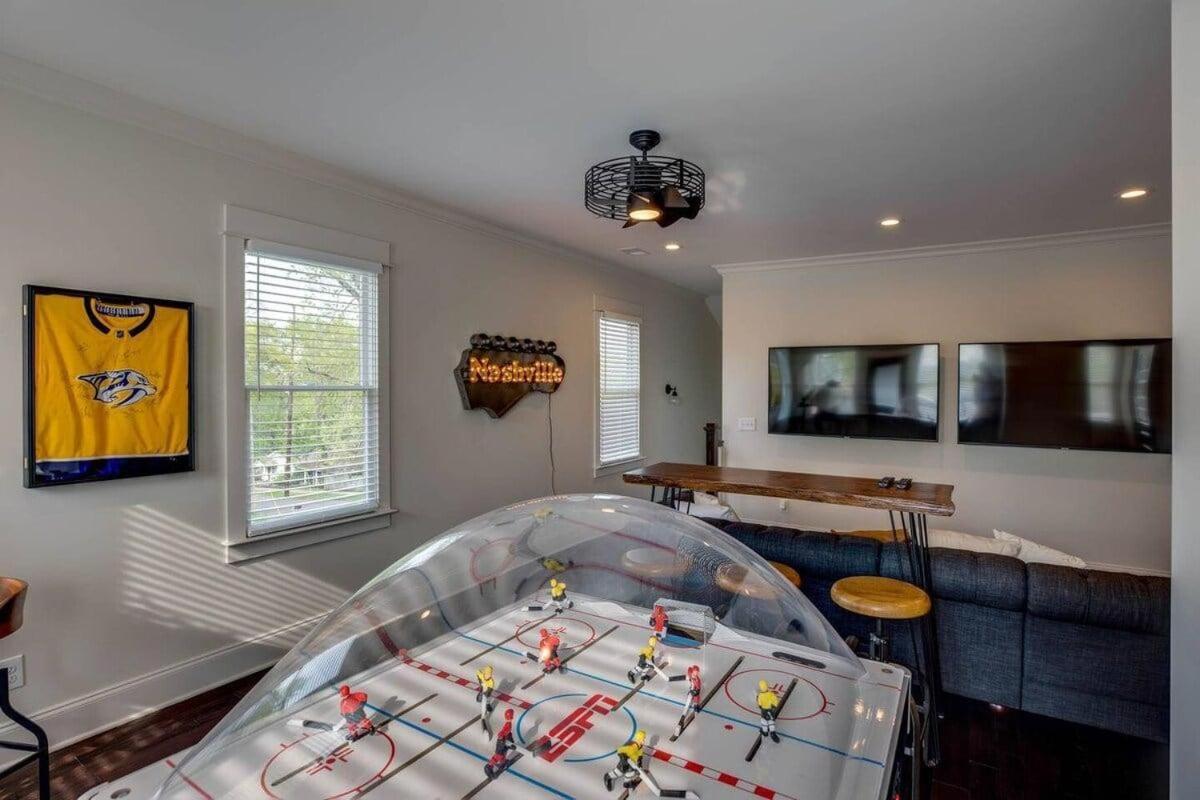 Wings House * Nashville