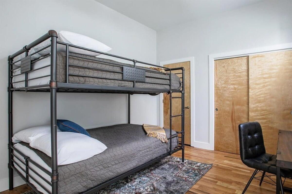 Holiday home The Wild Fern B *