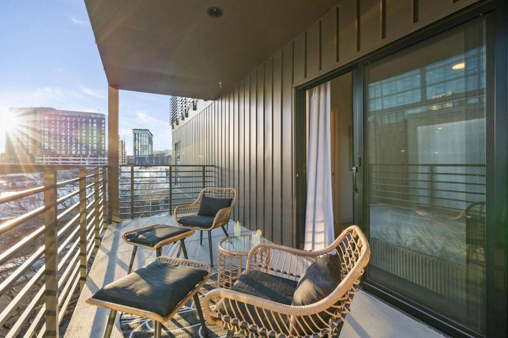 Hyve - Tropical Penthouse - Pool & Gym