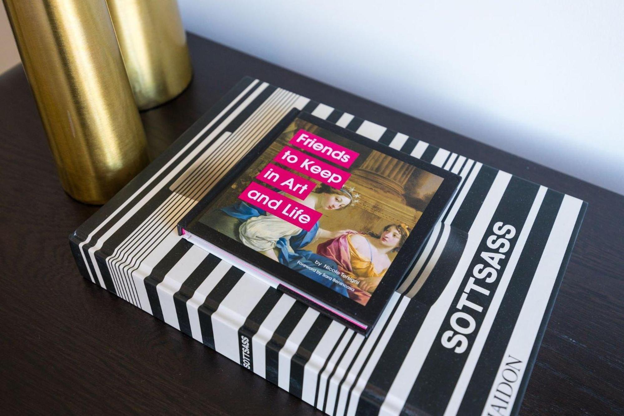 Twin Notes - Odyssey - 2 Units - Mins To Broadway * Nashville