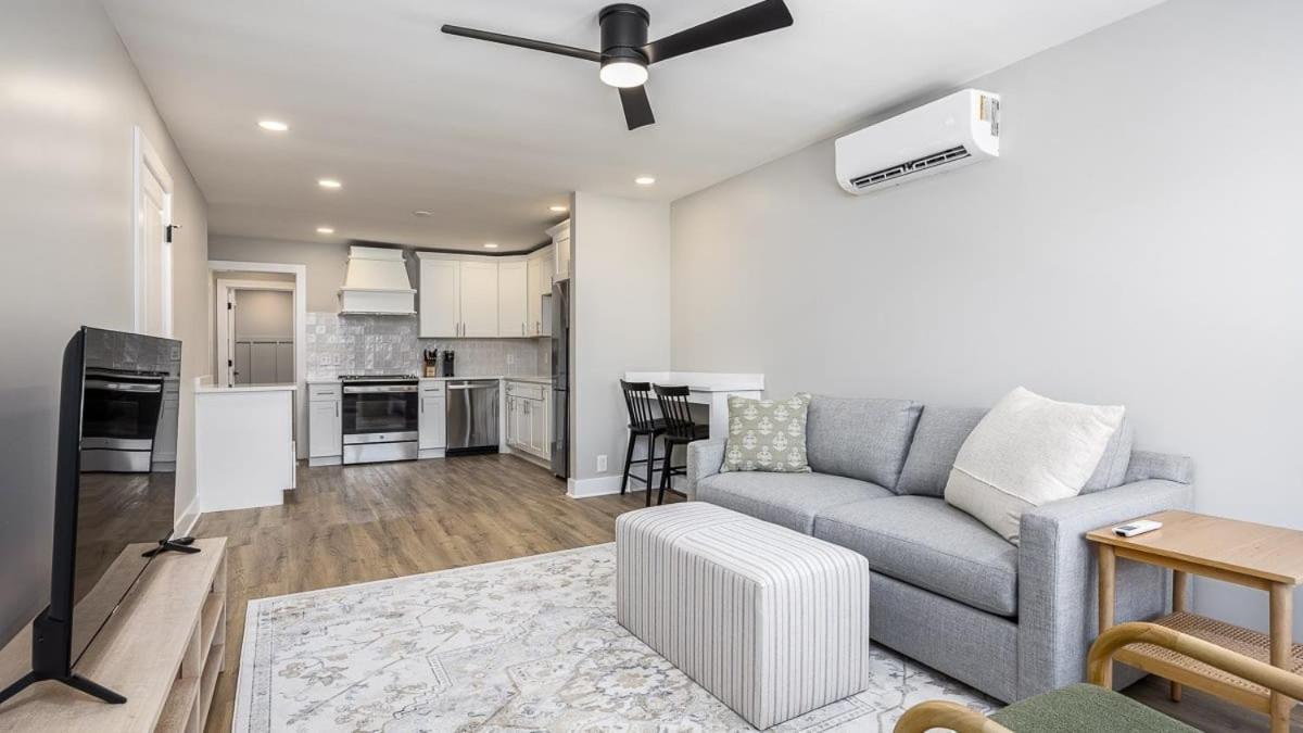 24-guest Retreat The Nomad: X2 1br X4