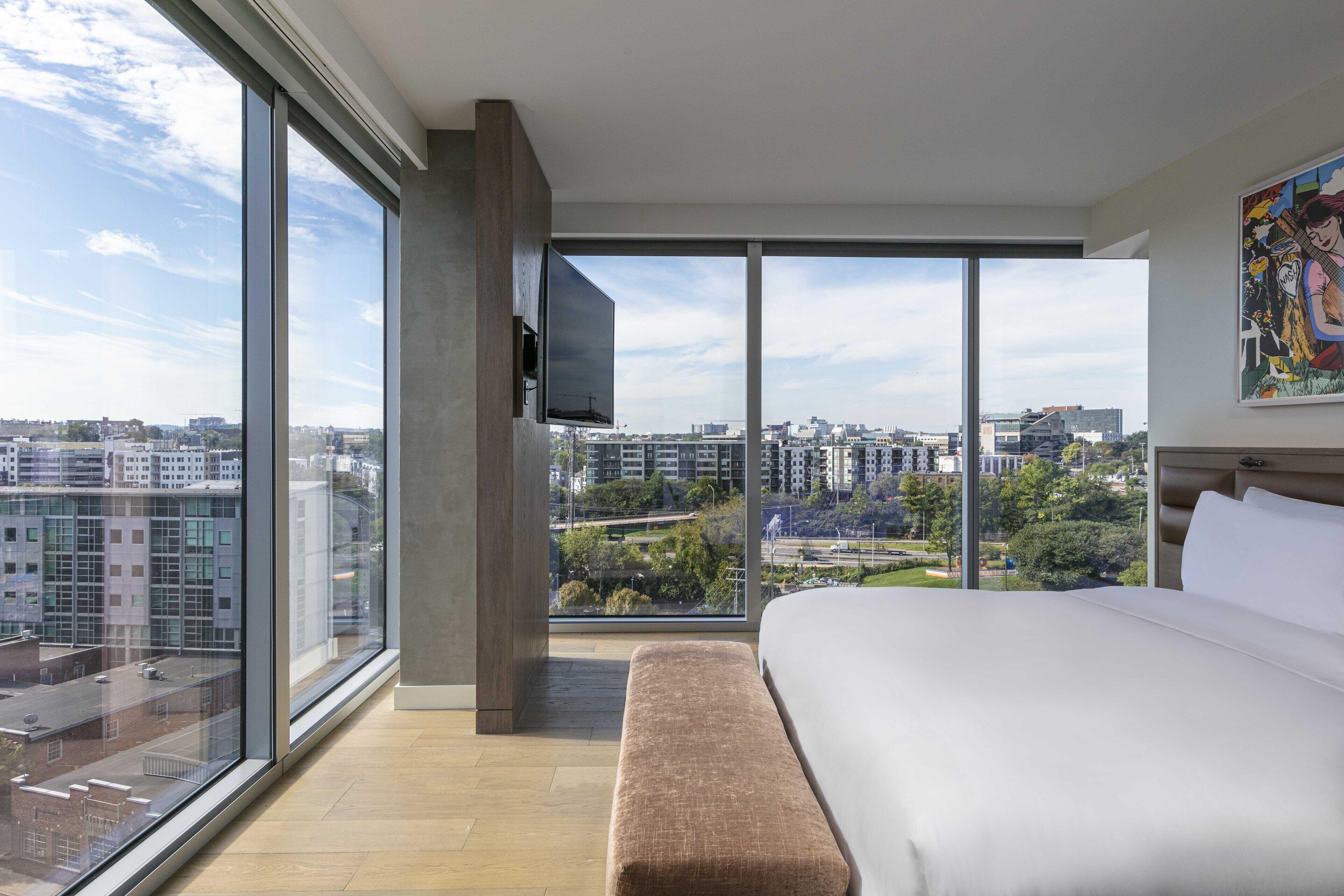 Hotel W 5*
