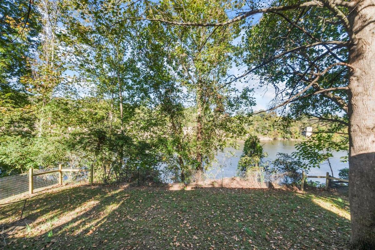 River Retreat 3br Center Of Town Holiday home