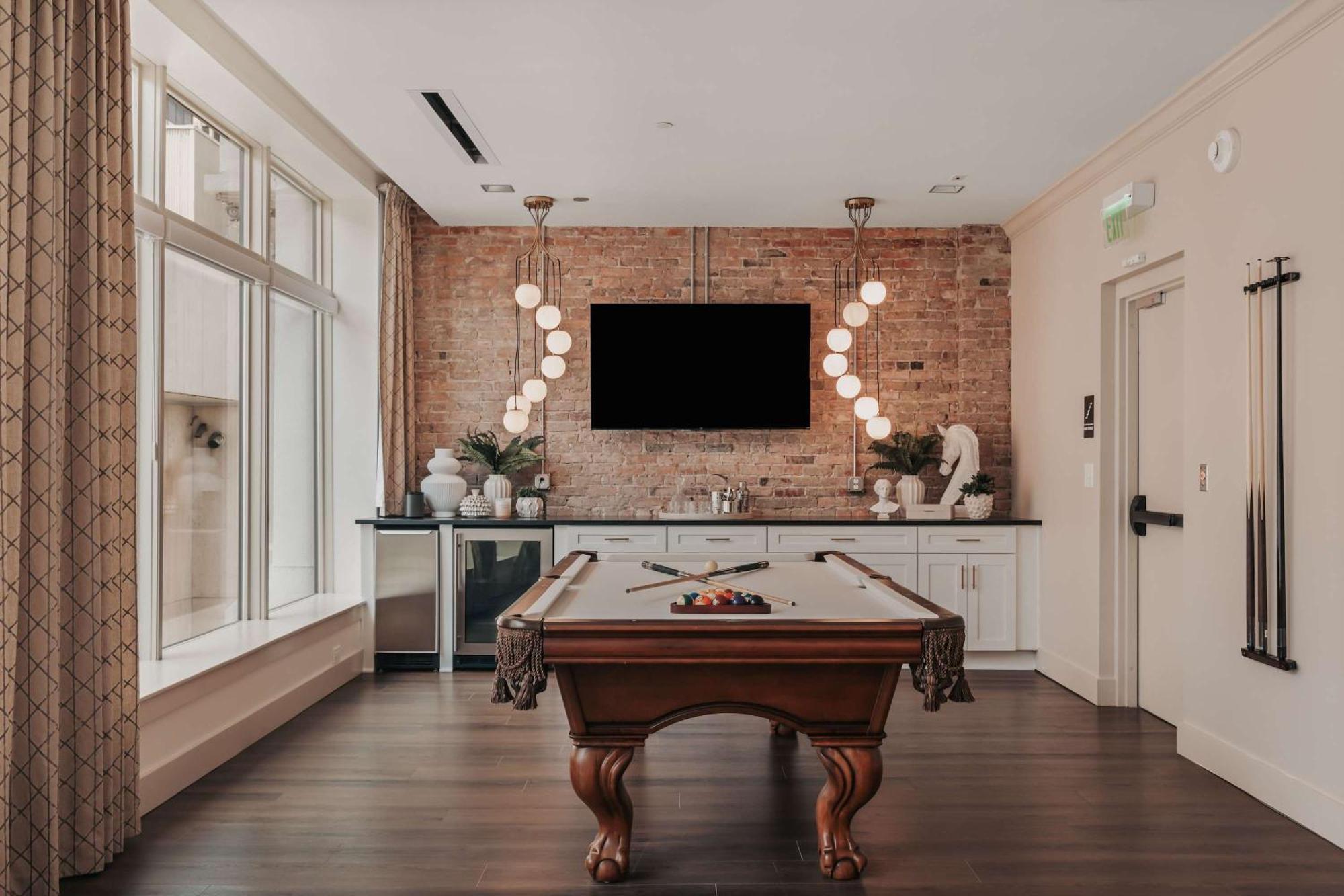 Starr Piano - Highball And Bellamy - 8 Bedroom Holiday home Nashville