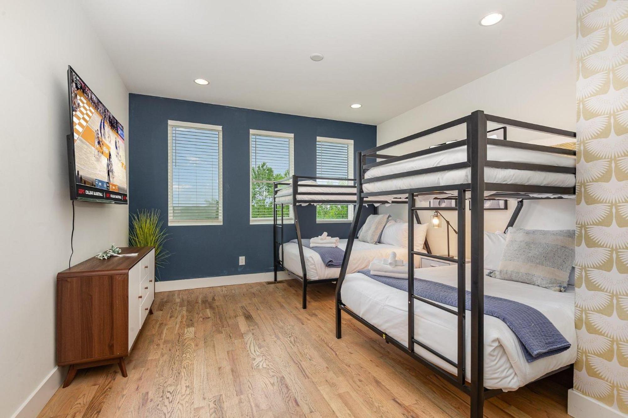 Riff & Rest - 2 Stylish Homes - Mins To Germantown * Nashville