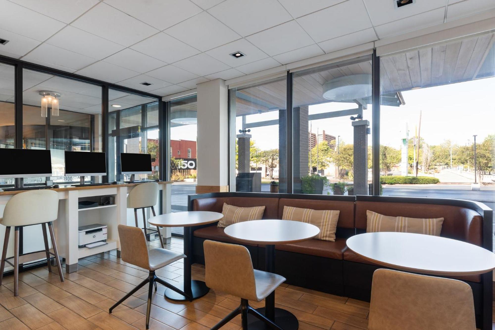 - Vanderbilt - Dwtn By Ihg Hotel 3*