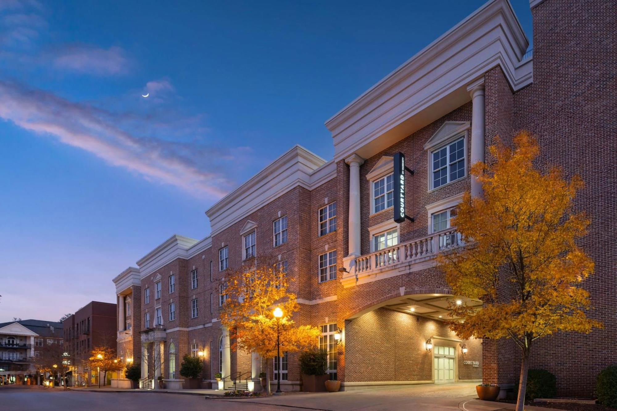 Courtyard By Marriott Hills 3* Nashville