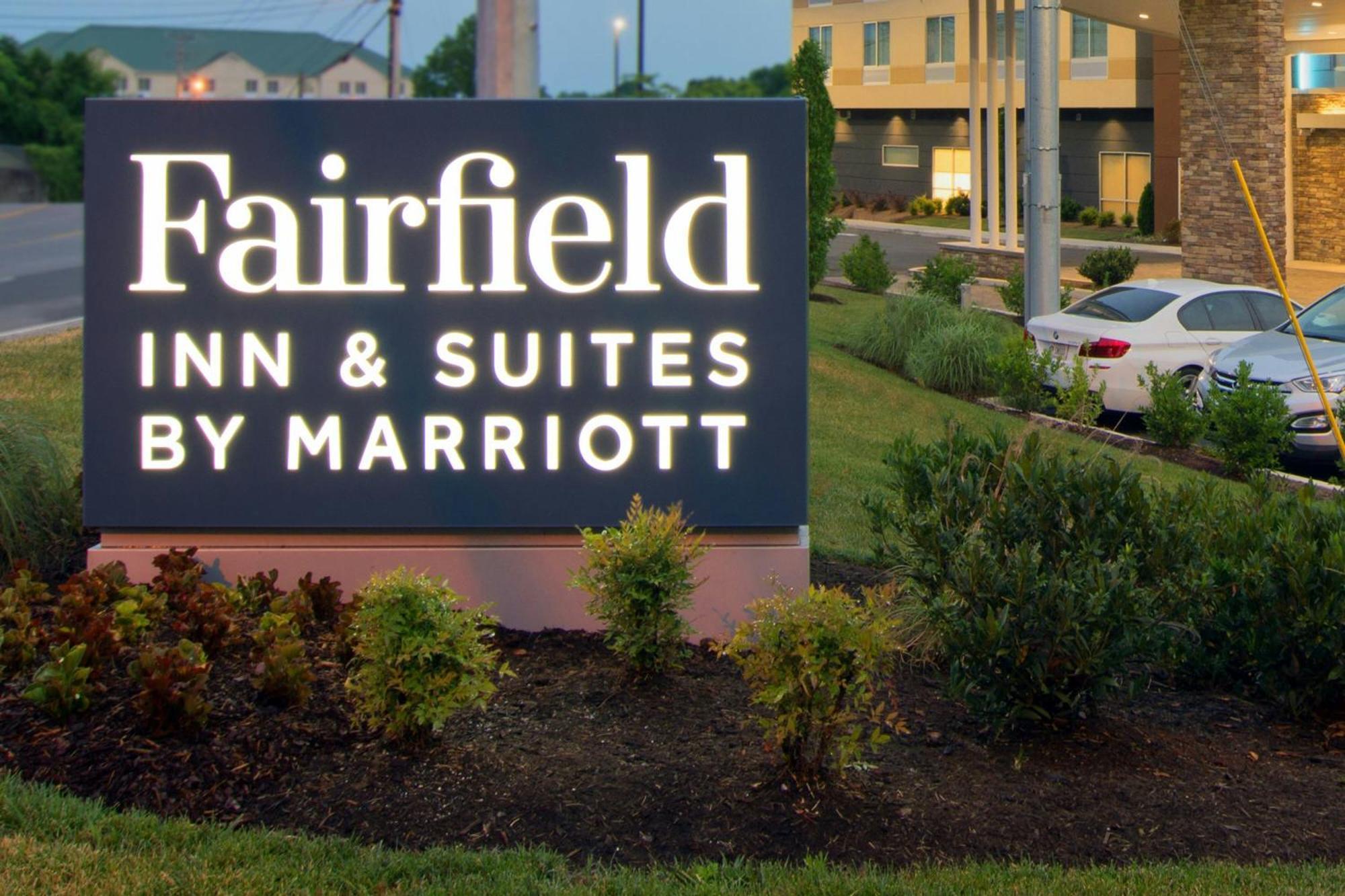Hotel Fairfield & By Marriott Airport Nashville