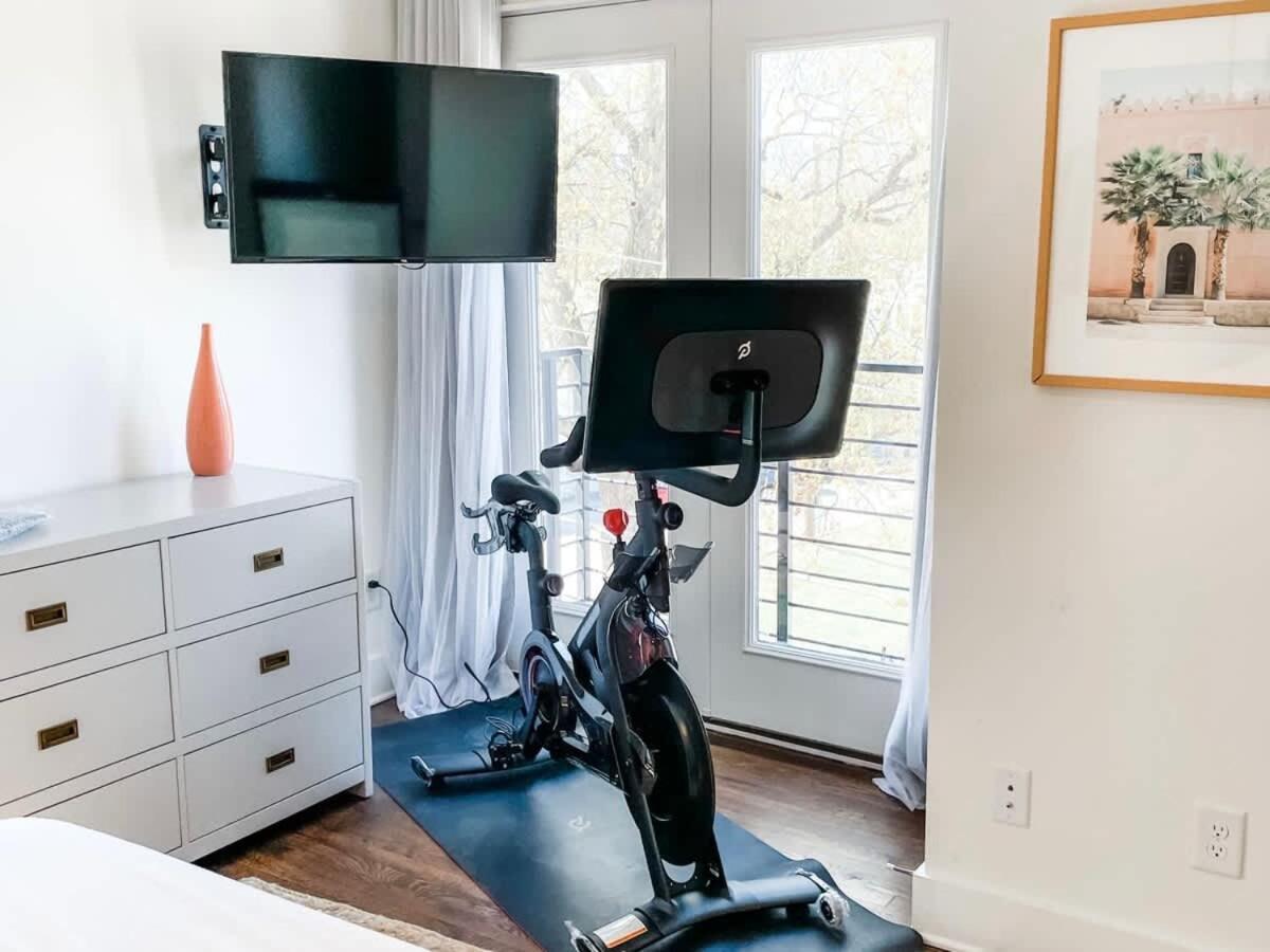 Luxury Open Plan Twin Homes In Hillsboro Village, Sleep 24 With Rooftops, Gourmet Kitchens & Smart Tvs, Walk To Vanderbilt, Pancake Pantry & Fido, Garage Parking, Peloton, & 24h Hospitality, 10 Min To Broadway & The Parthenon Nashville