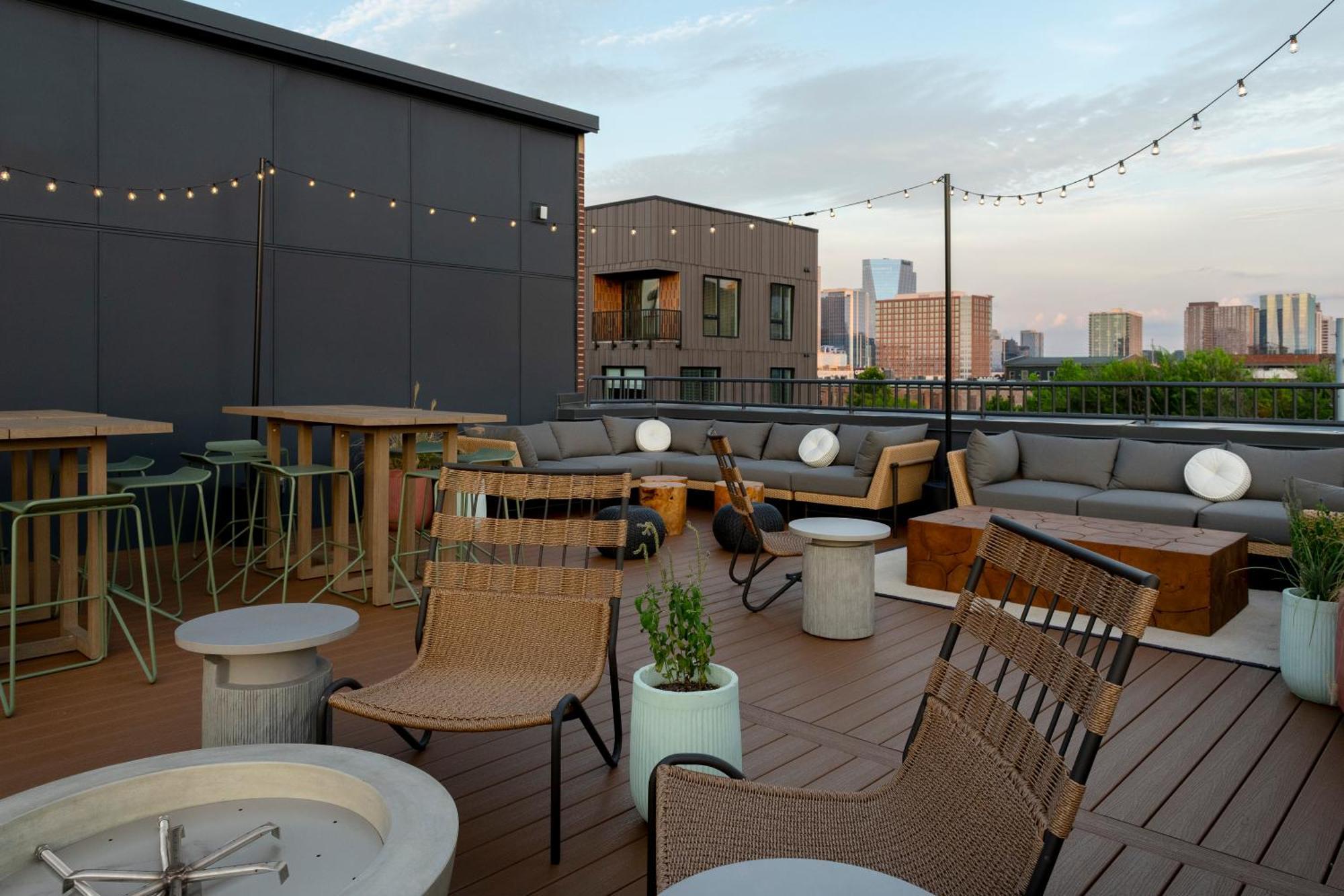 Mint House Marathon Village By Kasa 3*