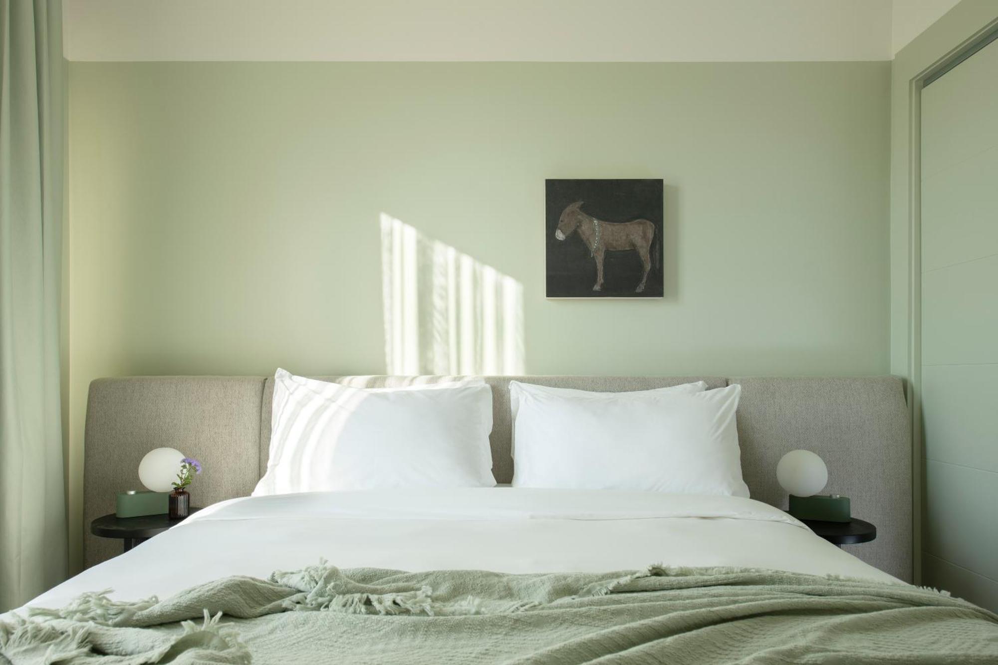 Hotel Mint House Marathon Village By Kasa 3*