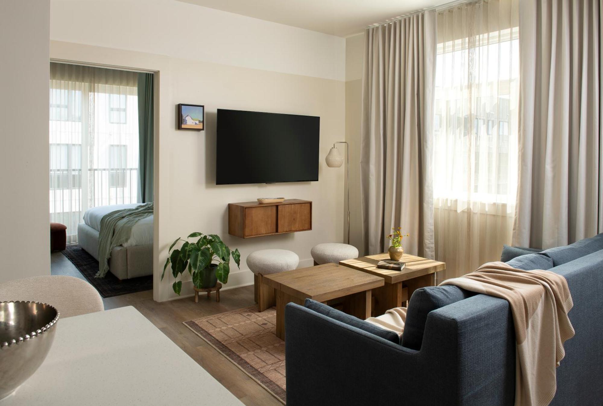 Mint House Marathon Village By Kasa Hotel