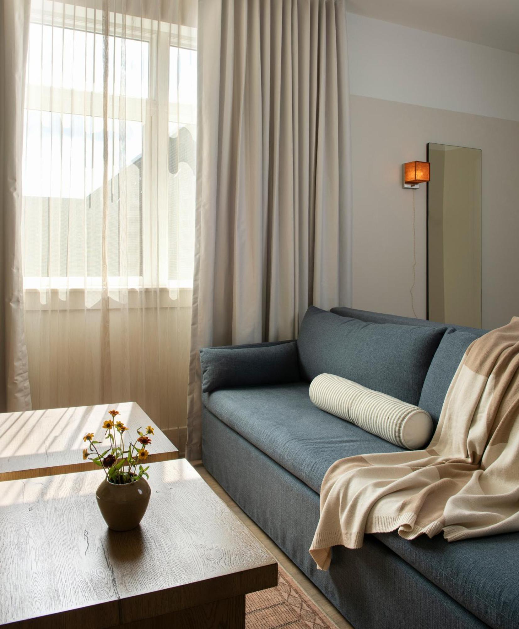 Hotel Mint House Marathon Village By Kasa