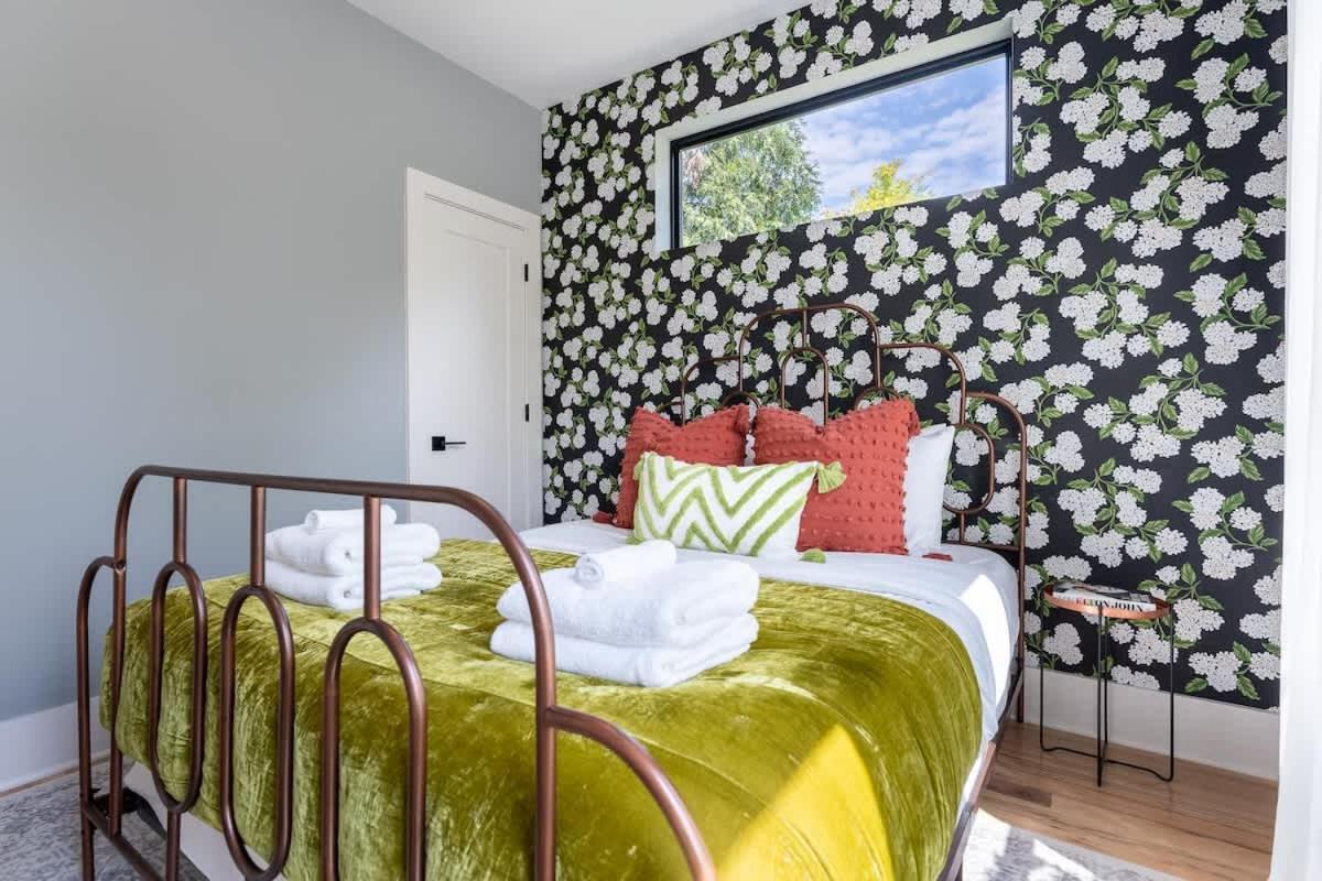 The Jasmine On Wedgewood By Local Holiday home Nashville