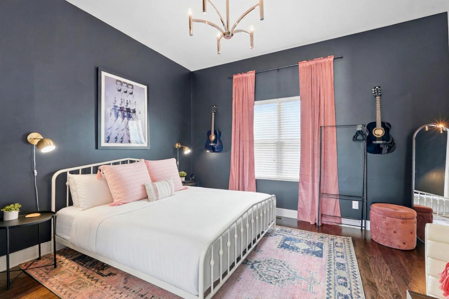 New Updates! Skyline Rooftopfirepitwalk To Gulch