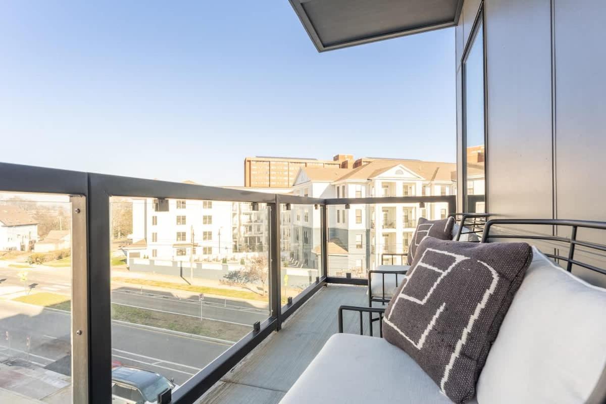 The Rhythm By Local *