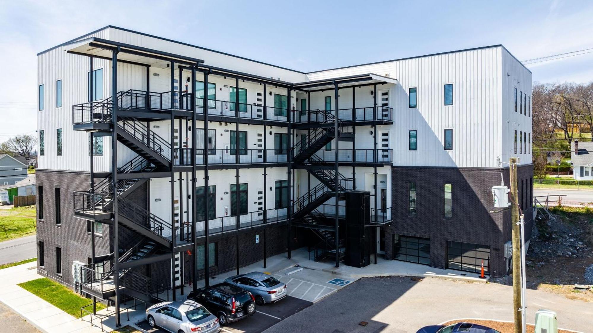 New Build 2 Minutes From Downtown Dining Entertainment * Nashville