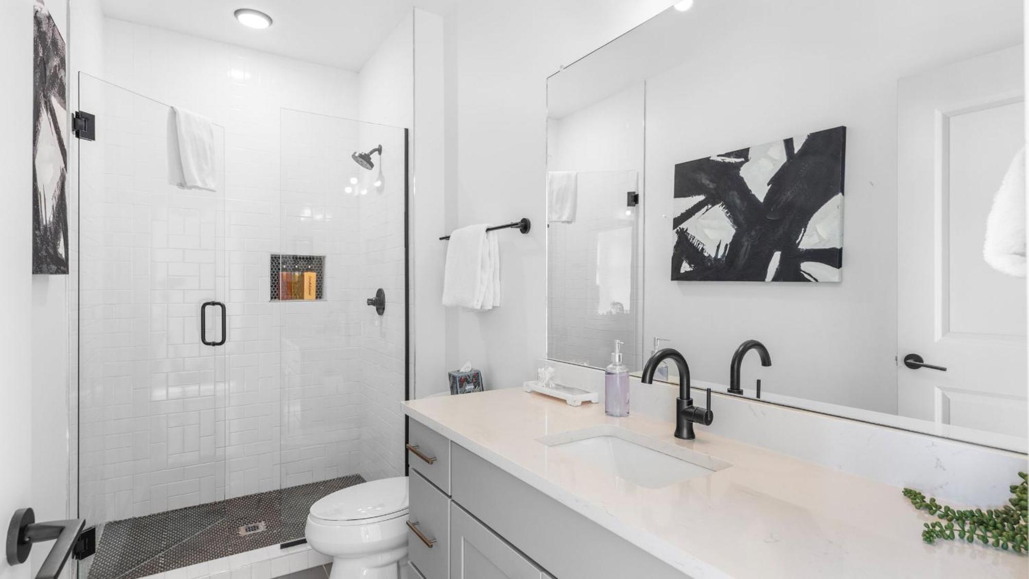 Holiday home Skyline Soundhouse By Avantstay Rooftop Deck Game Near East Broadway *