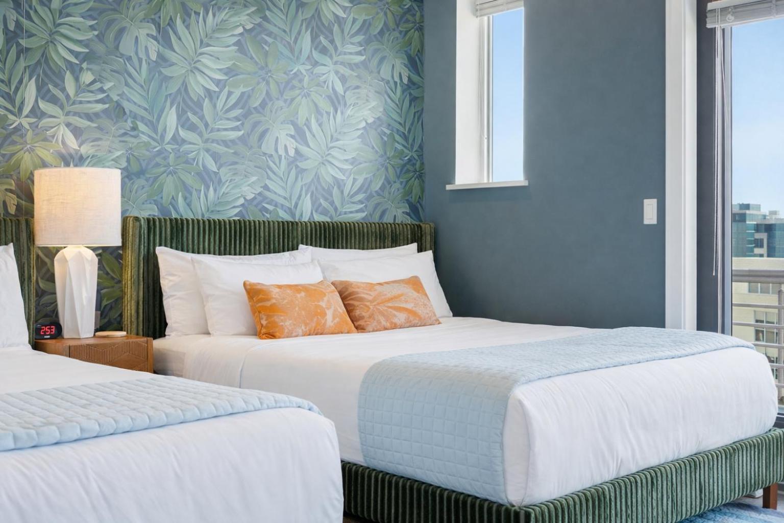 New Updates! Skyline Rooftopfirepitwalk To Gulch Holiday home