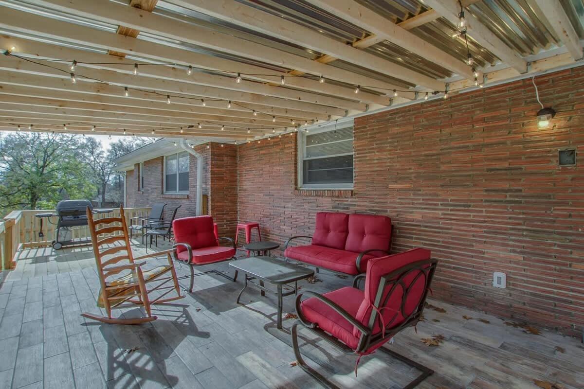 The Graycroft By Local