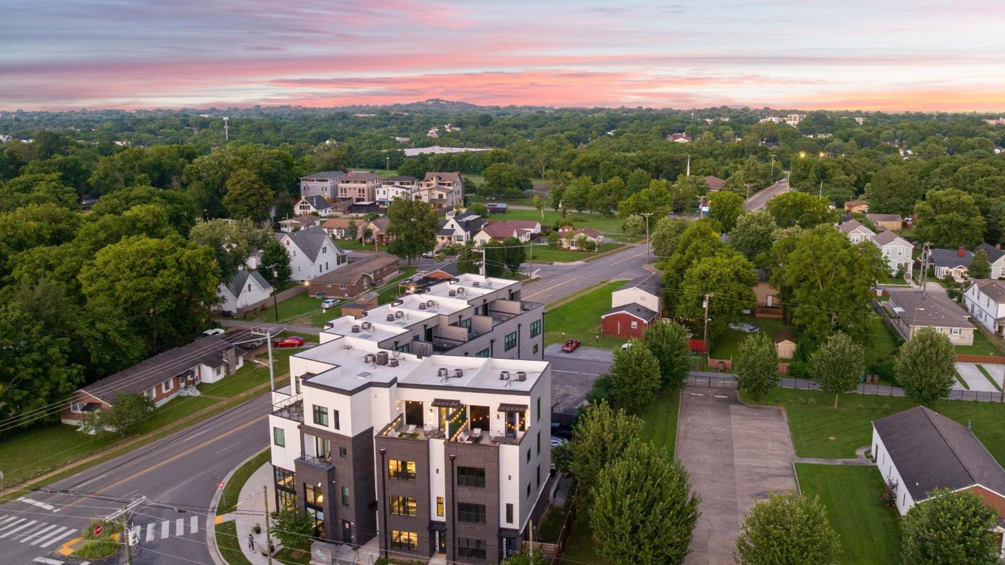 Skyline Soundhouse By Avantstay Rooftop Deck Game Near East Broadway *