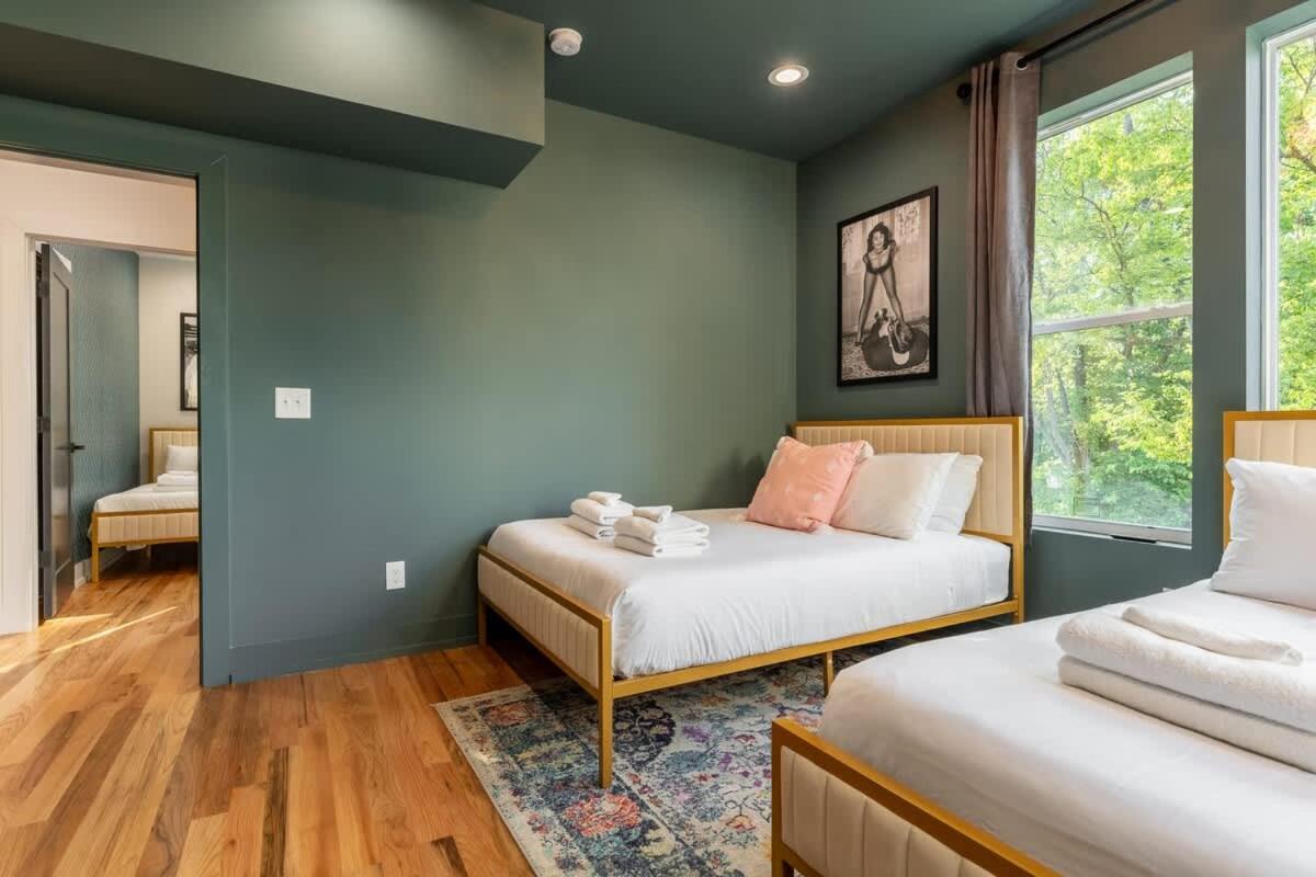 Holiday home The Vault Royale By Local *