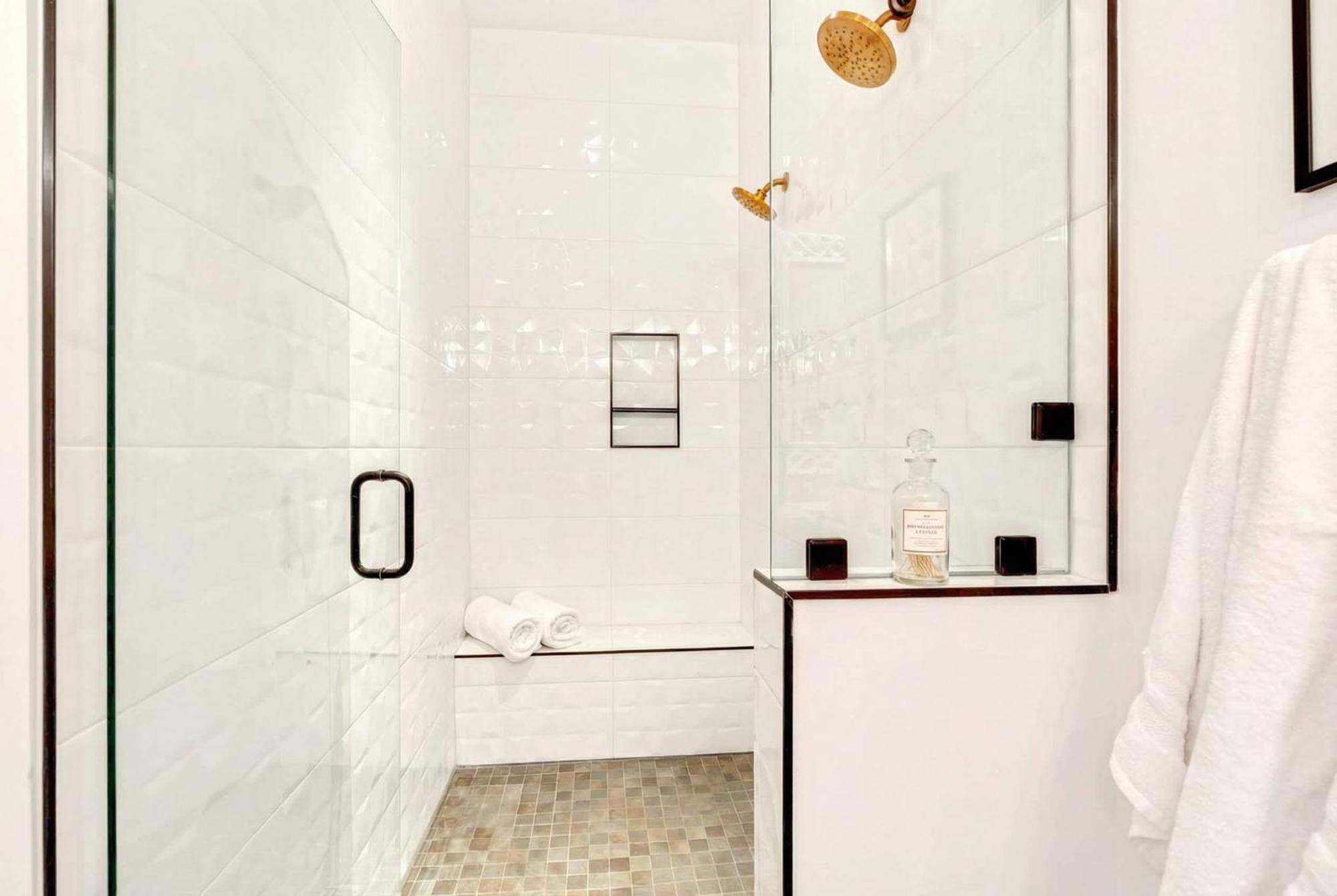 New We Roll Rooftop - Hot Tub With Views - 13 Beds * Nashville