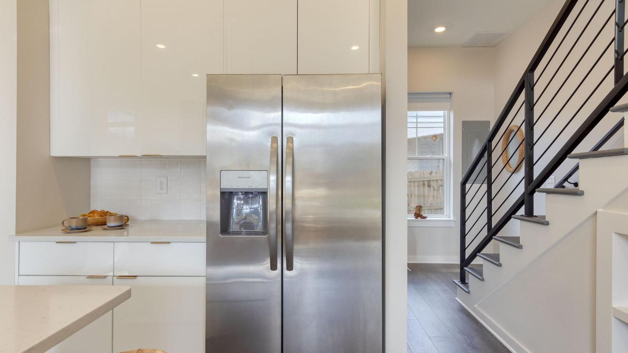 Minutes To Broadway Chic Newly Built 4bdr W Balcony 98 Degrees By Avantstay Nashville