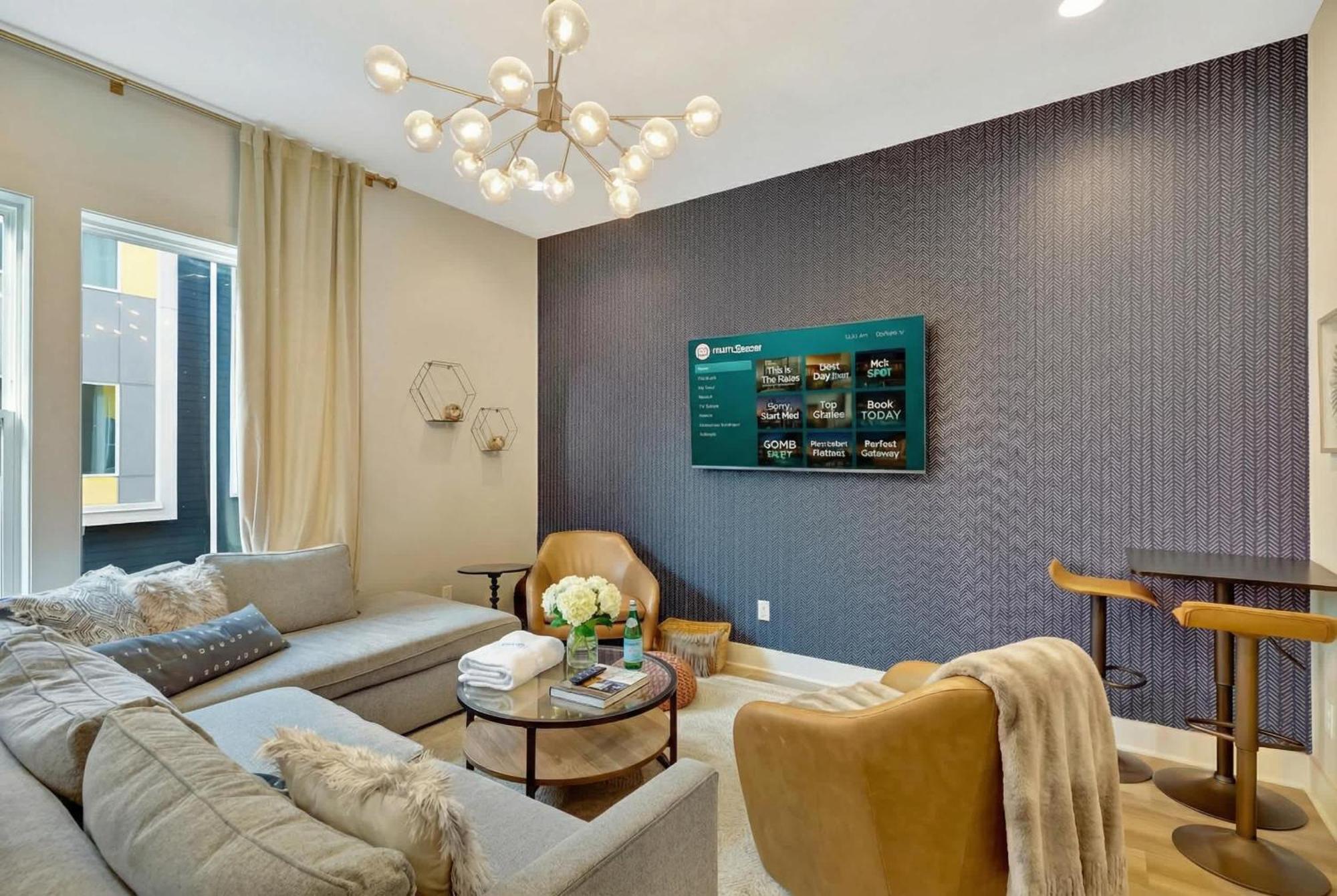 Rooftop Deck 2 Car Garage Near Downtown *