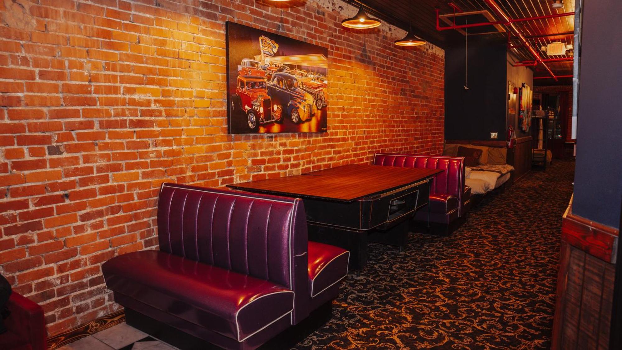 Broadway Penthouse 4br 3bth 2500 Sf * Nashville