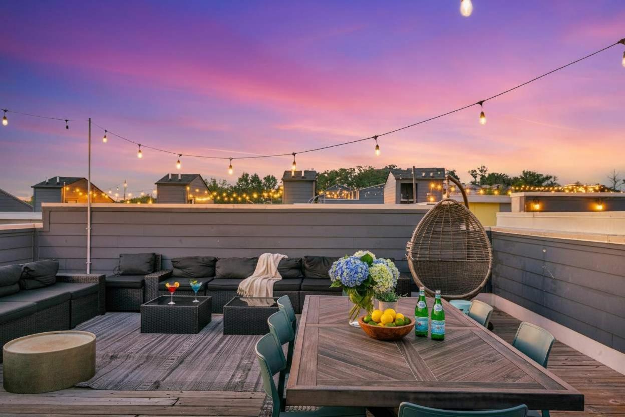 Rooftop Deck 2 Car Garage Near Downtown * Nashville