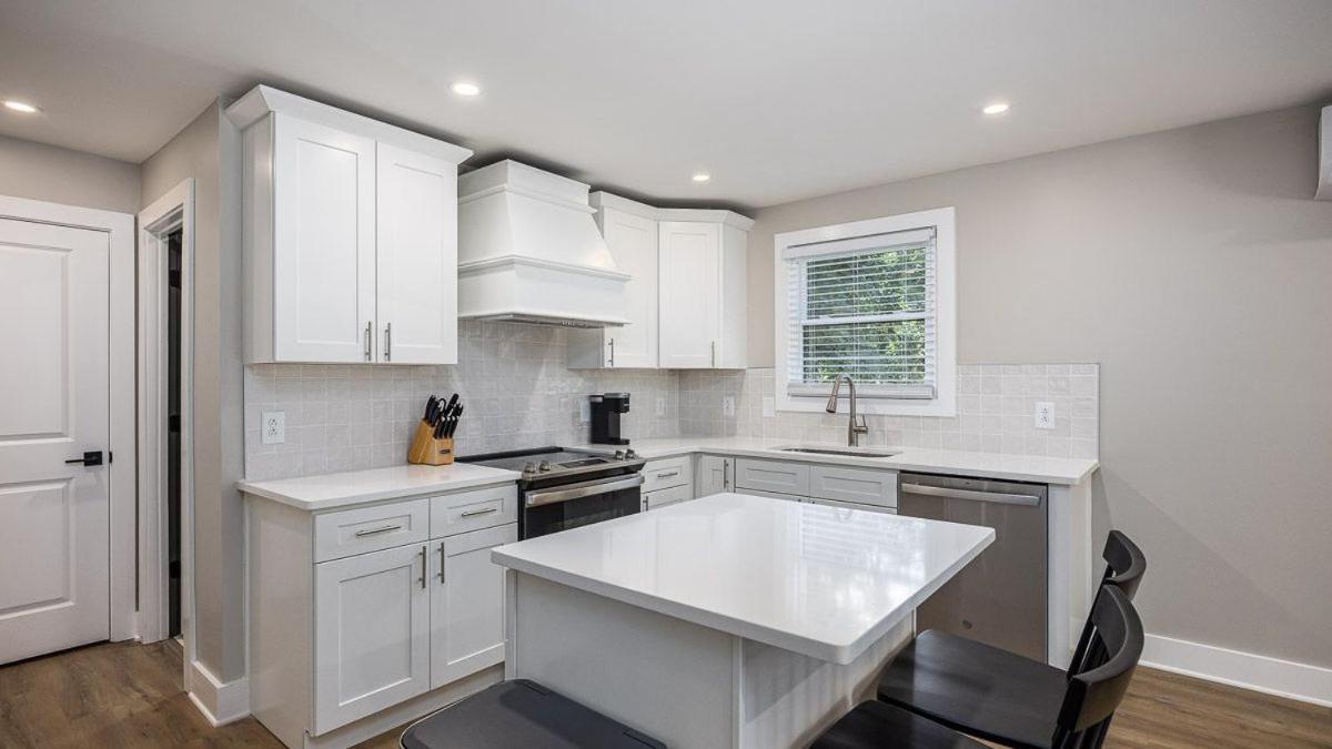 The Nomad 4 Buyout 16 Guests In Hillsboro * Nashville