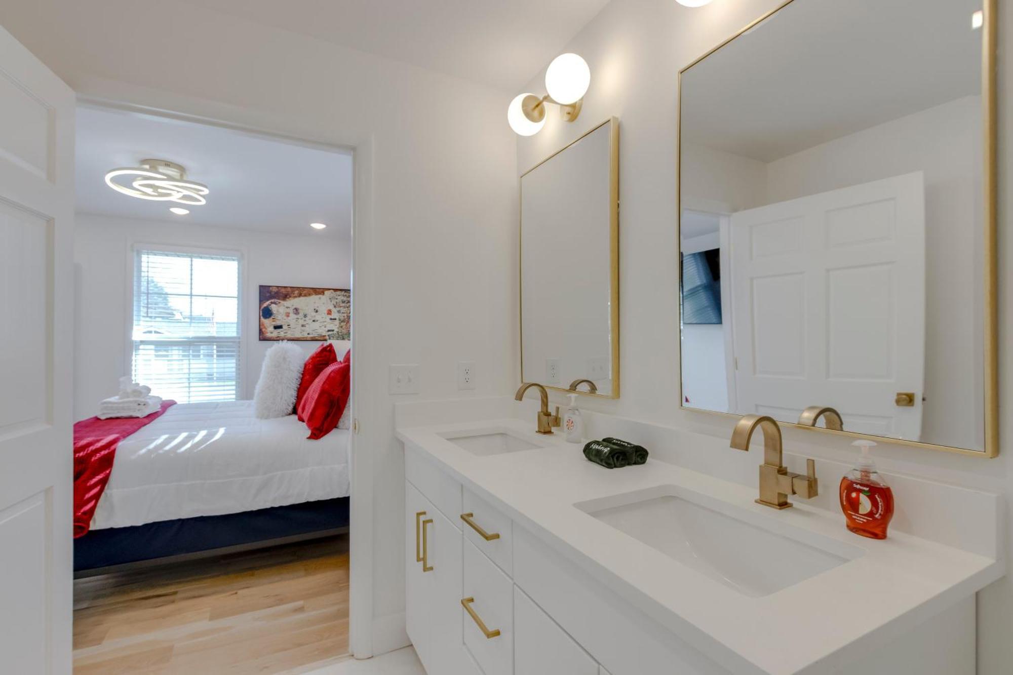 The Note Music And Modern Villa *