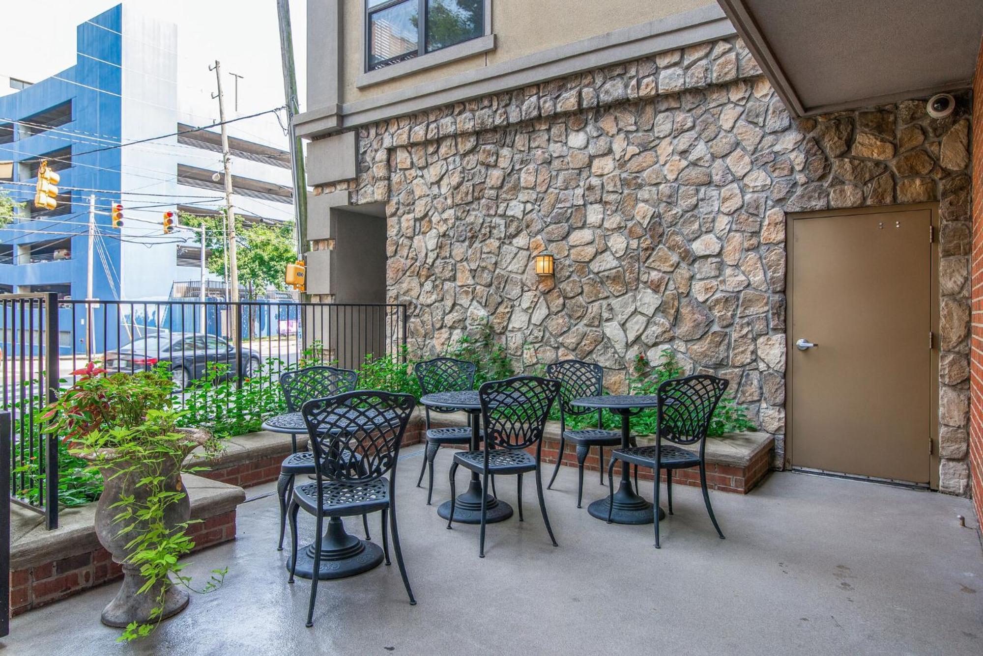 Holiday home Heart Of Midtown 1bd 1 Ba Condo!