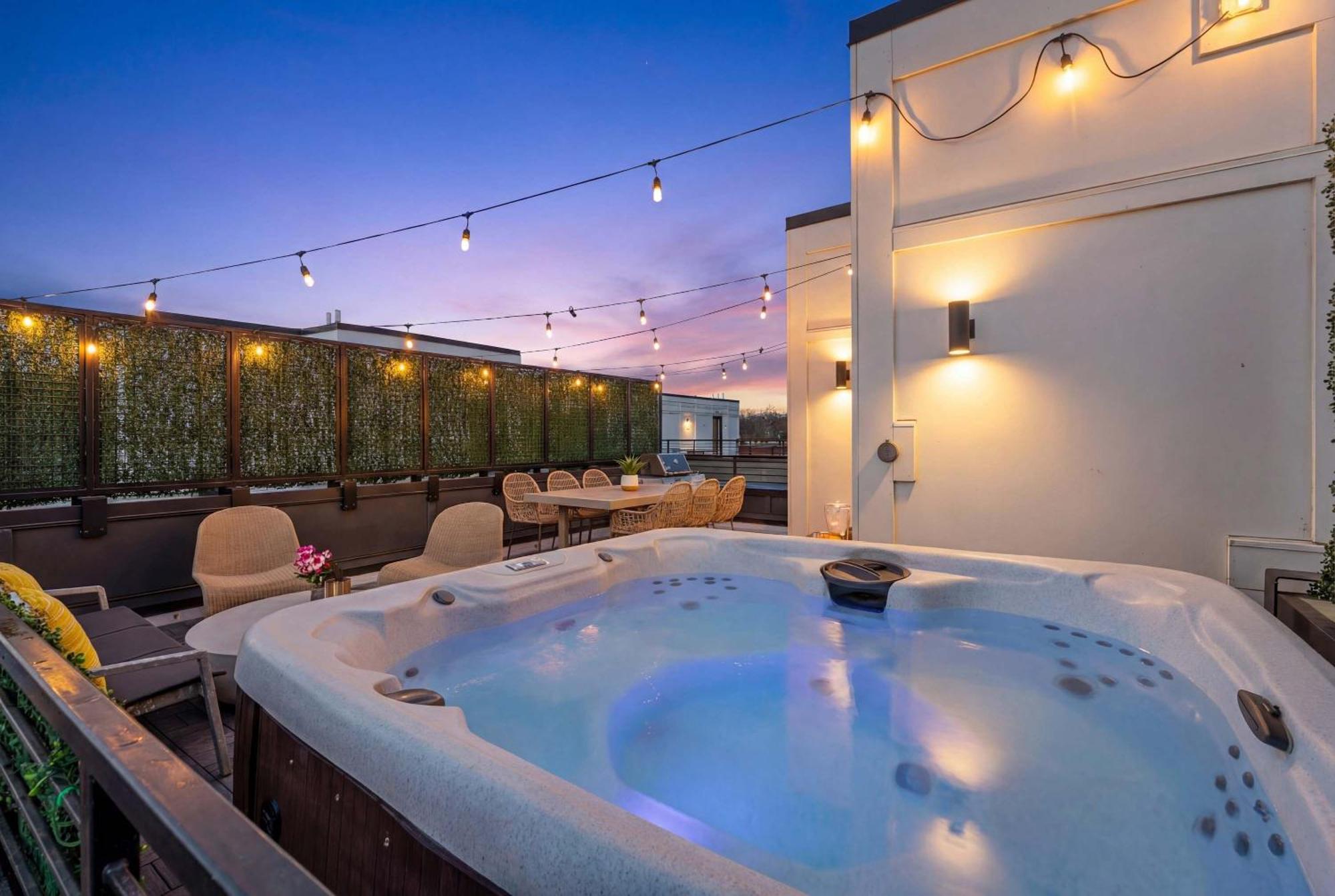 Hot Tub Fire Pit Grill Views Sleeps 24 Nashville