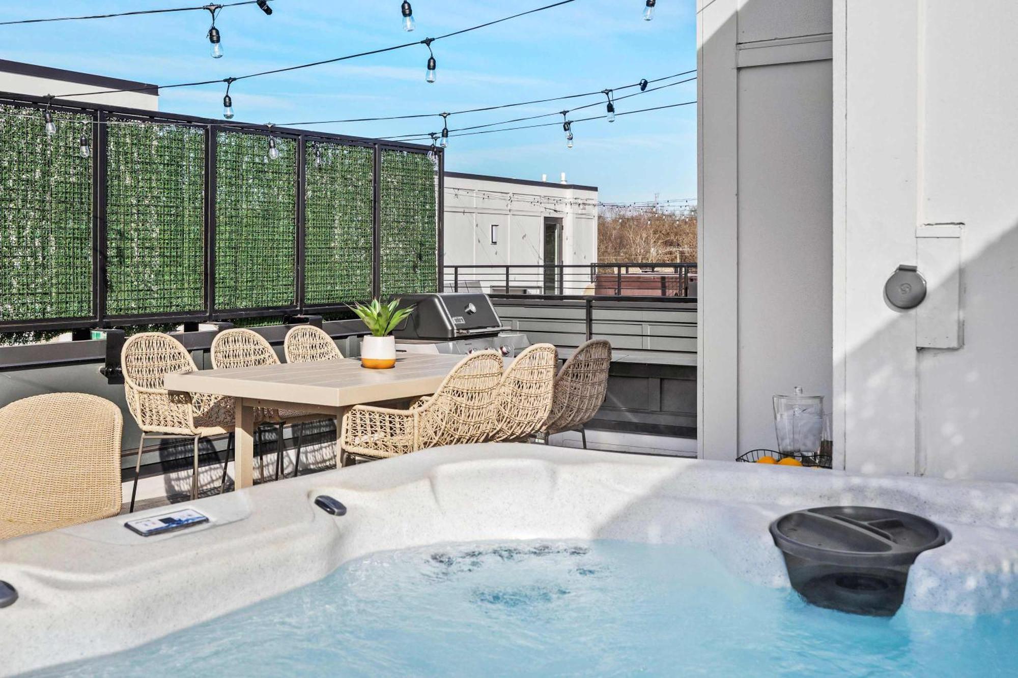 Holiday home Hot Tub Hang Grill Parking Views Of Downtown Nashville