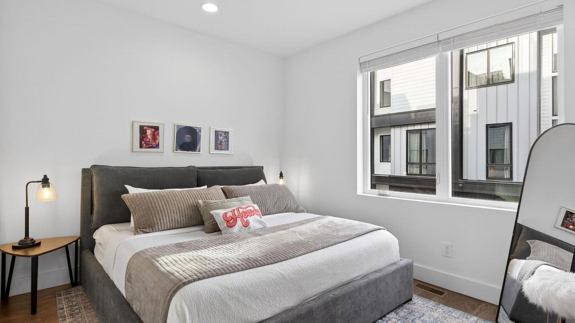 Holiday home Dixieland Delight By Avantstay Rooftop Hot Tub Games Views Near Broadway *