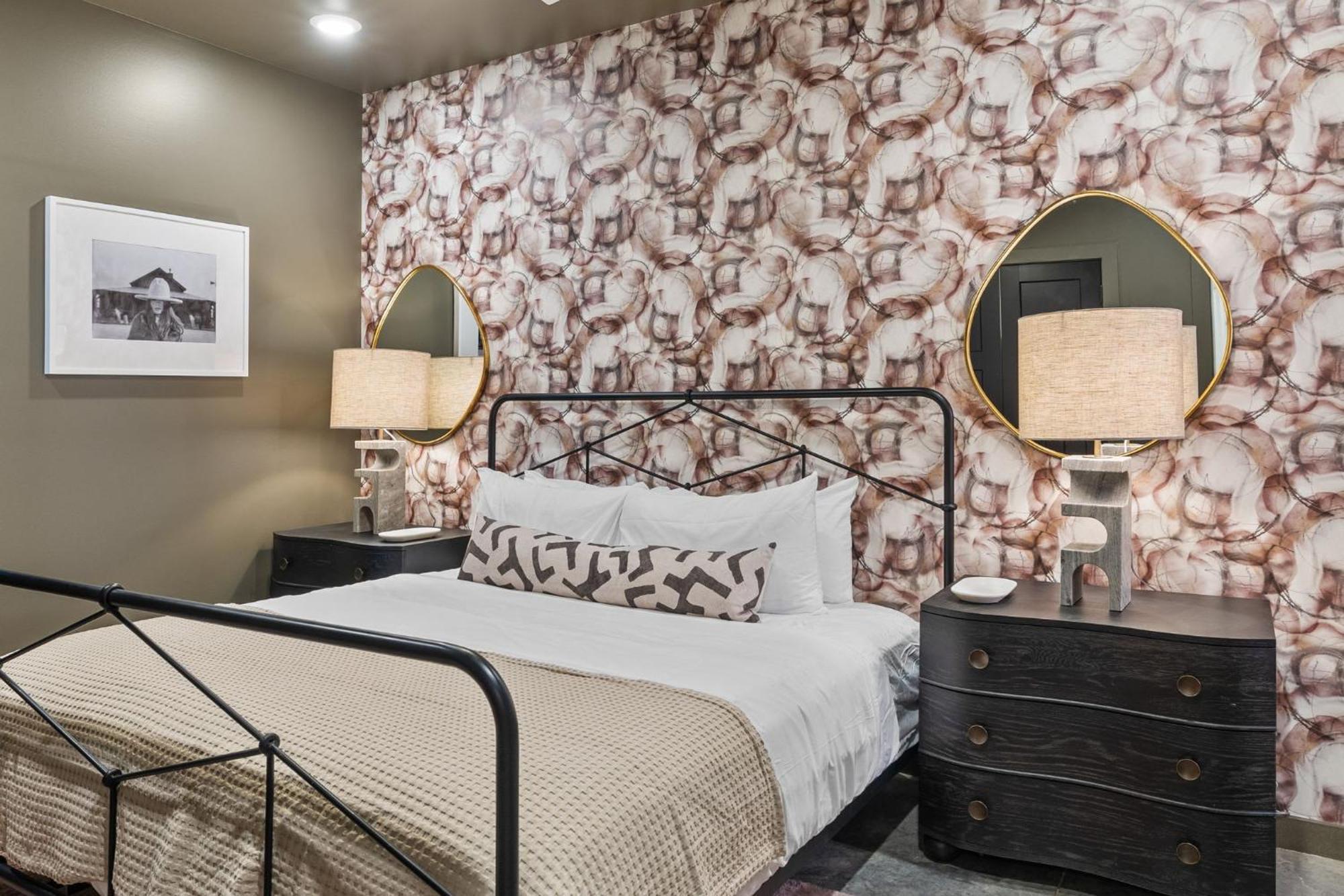 The Modern Cowboy - Hot Tub & Rooftop On Music Row Holiday home Nashville