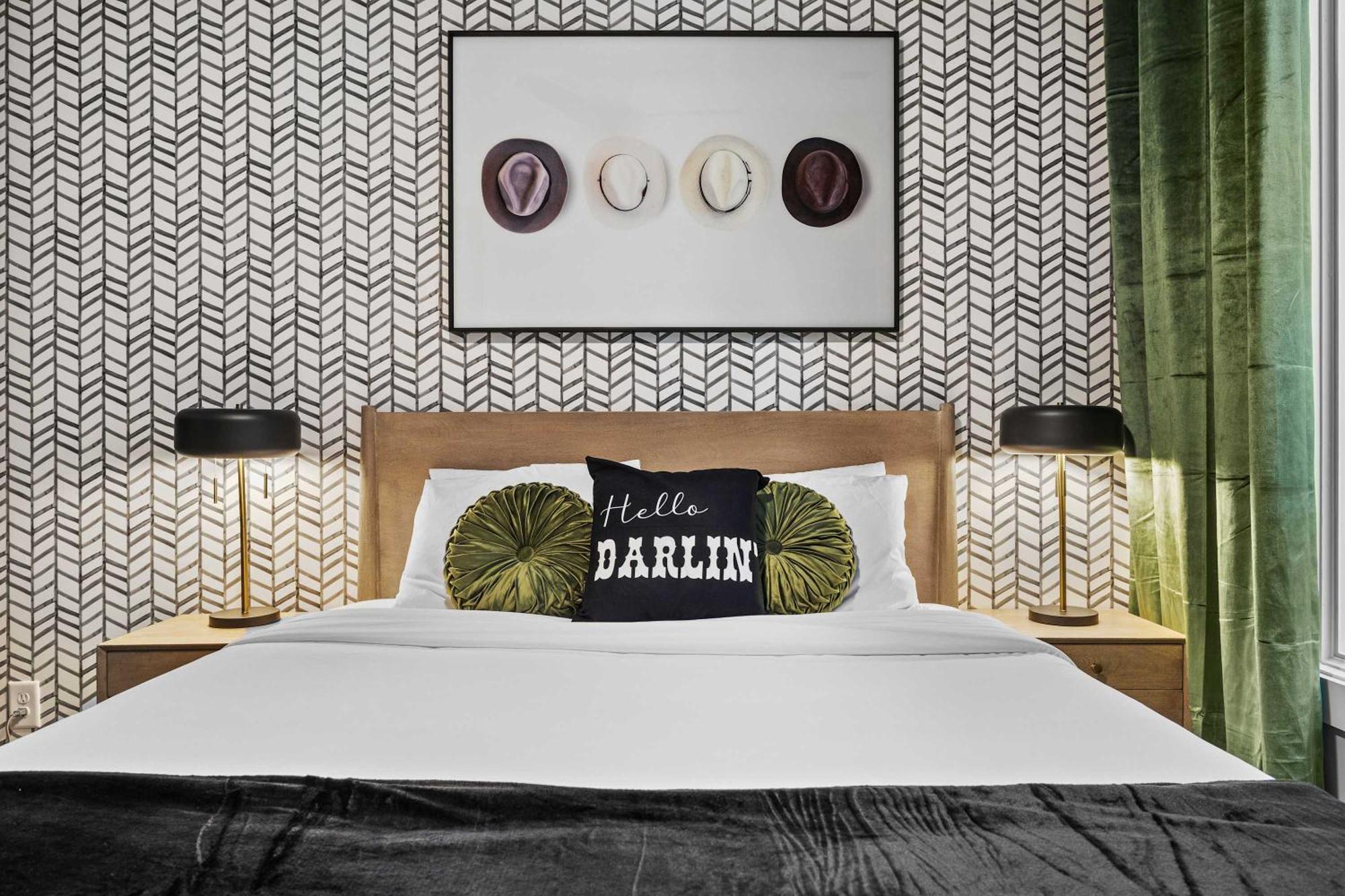 Grand Ole Opry At The Aloras Deck Karaoke Holiday home Nashville