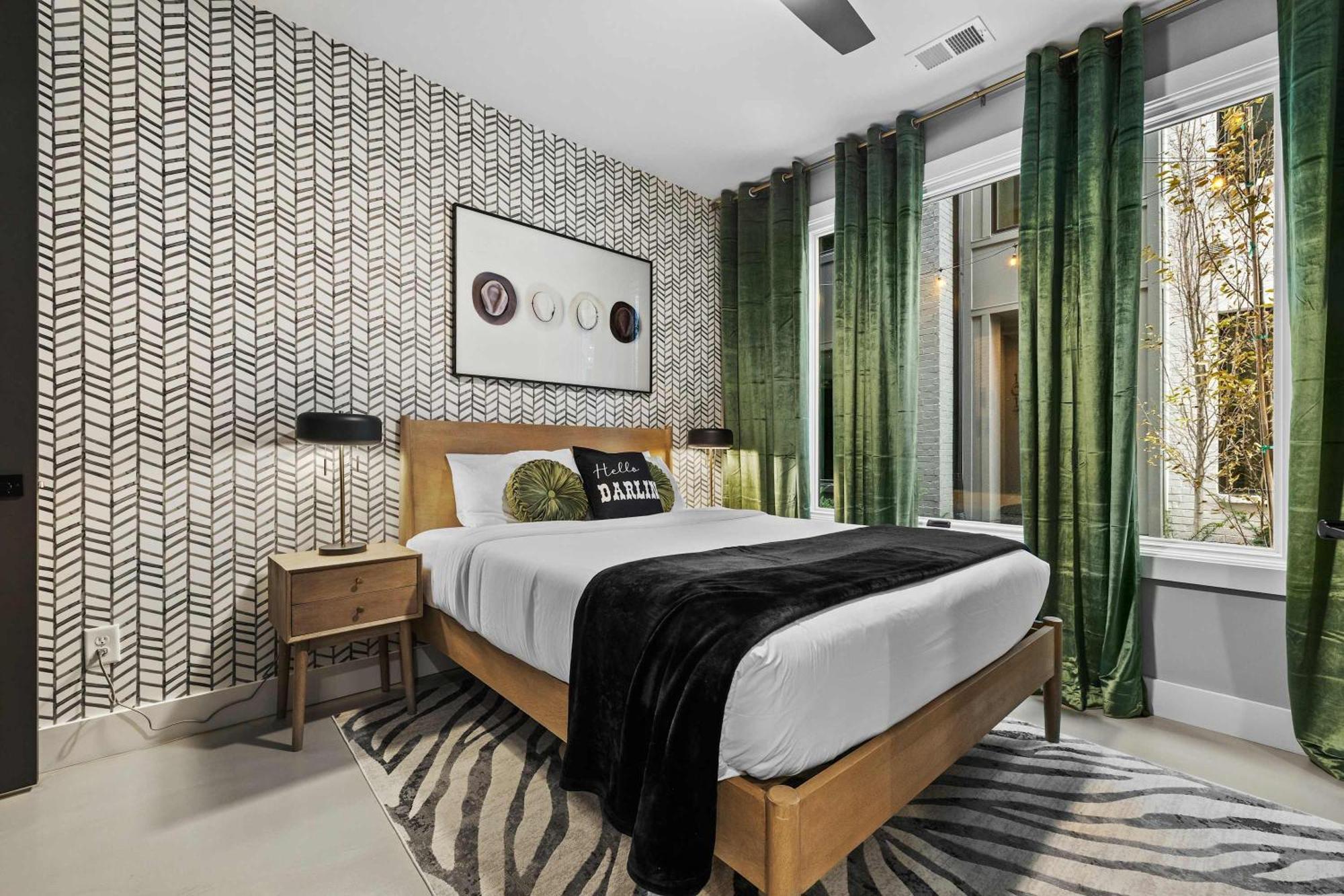 Grand Ole Opry At The Aloras Deck Karaoke Holiday home Nashville