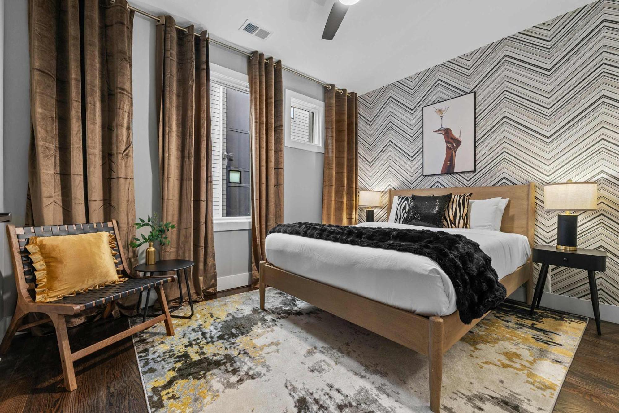 Grand Ole Opry At The Aloras Deck Karaoke *