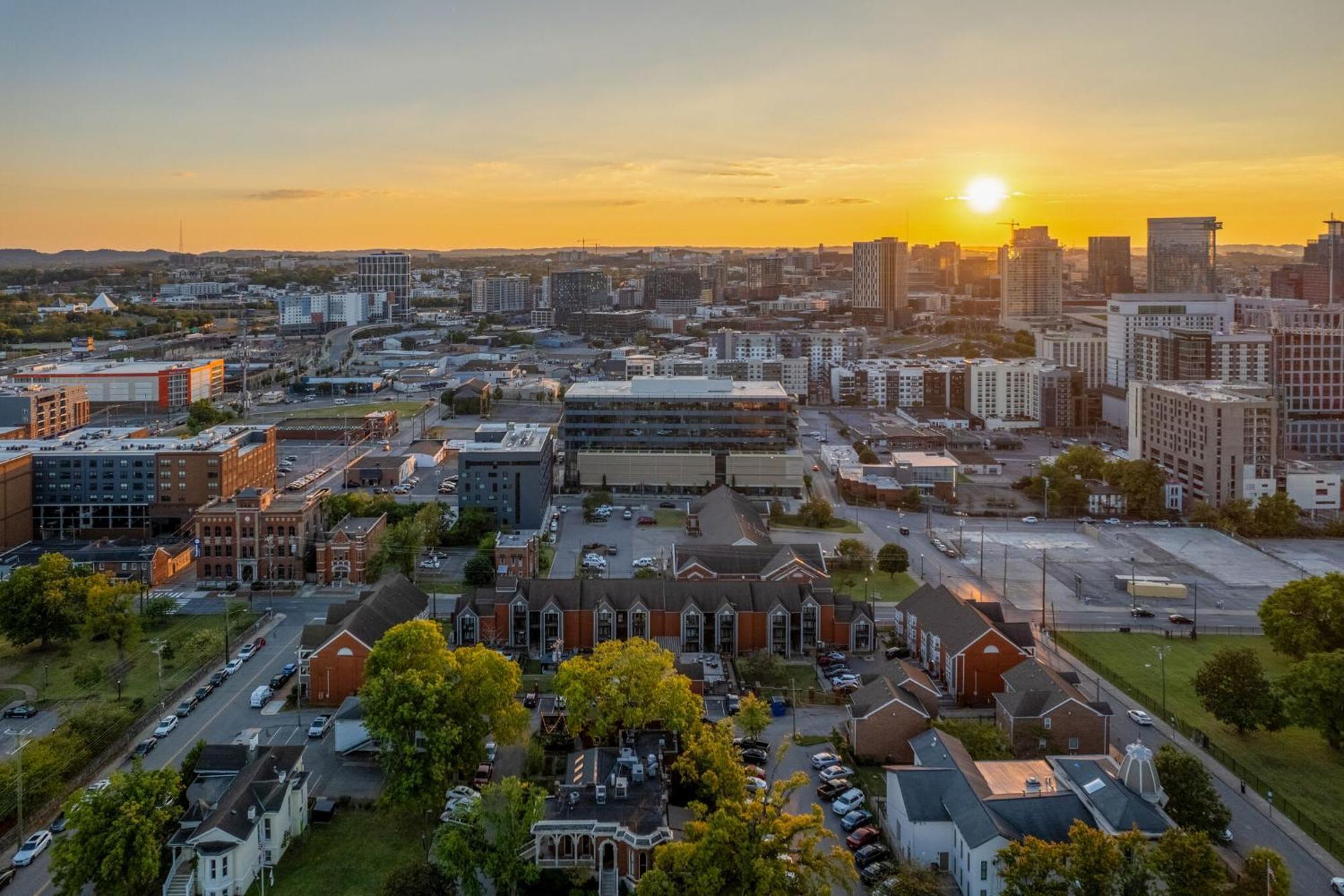 Funky Town - Walkable To Attractions Nashville