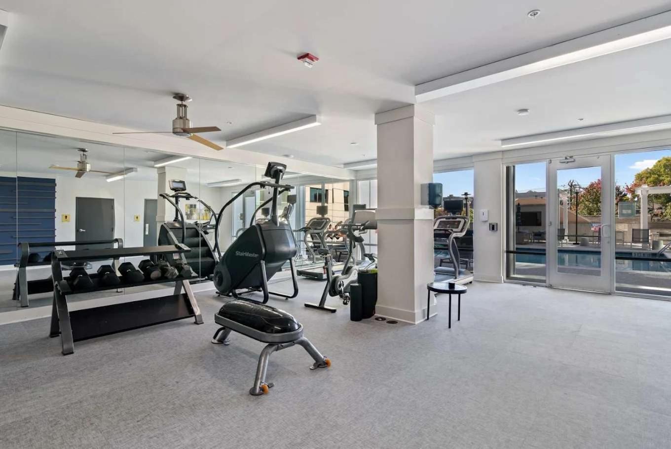 Boulevard Midtown 1br Pool Gym Parking 01 Apartment Nashville
