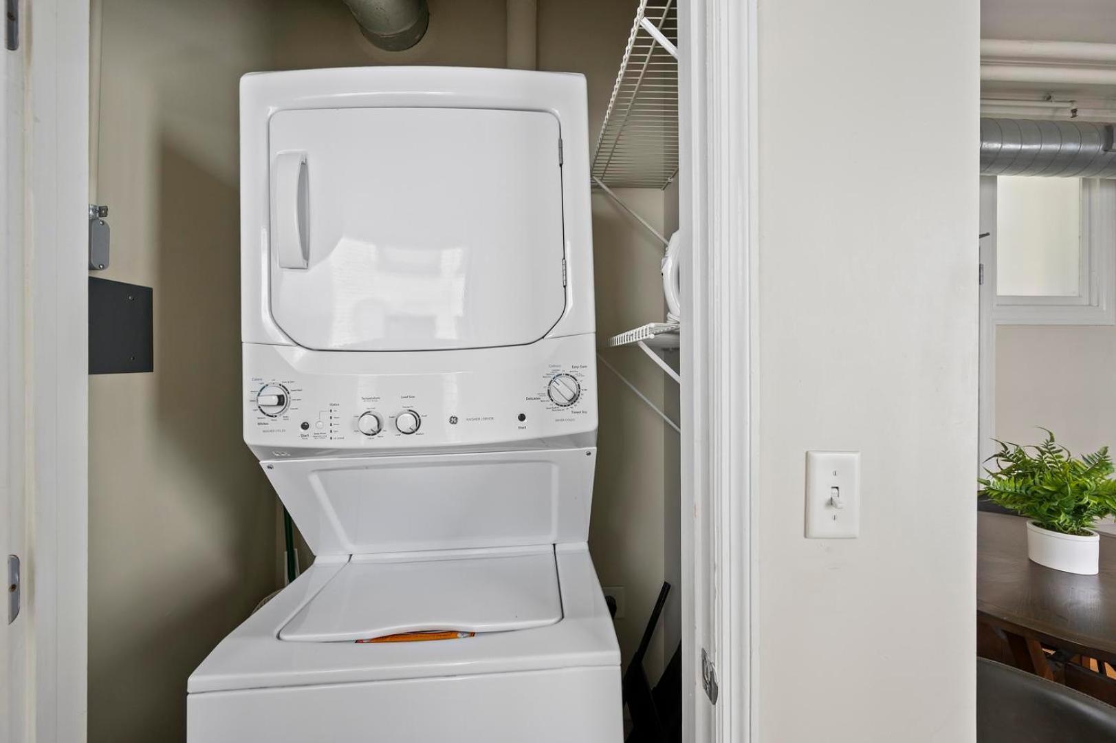 Landing Spectacular 2bd Gym Nashville