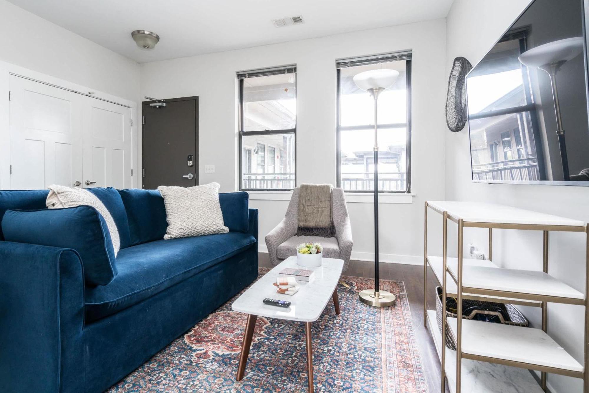 Apartment Two Cozysuites Music Row Lovely In