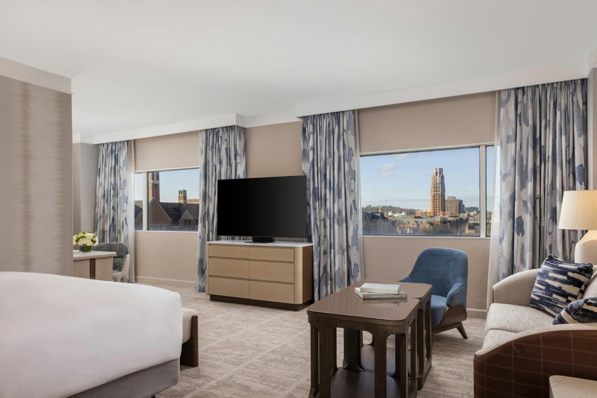 Loews At Vanderbilt Plaza Hotel 4*