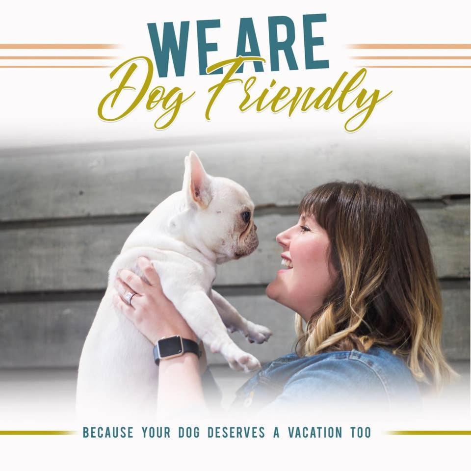 Private With Fenced Yard In Walkable East Holiday home